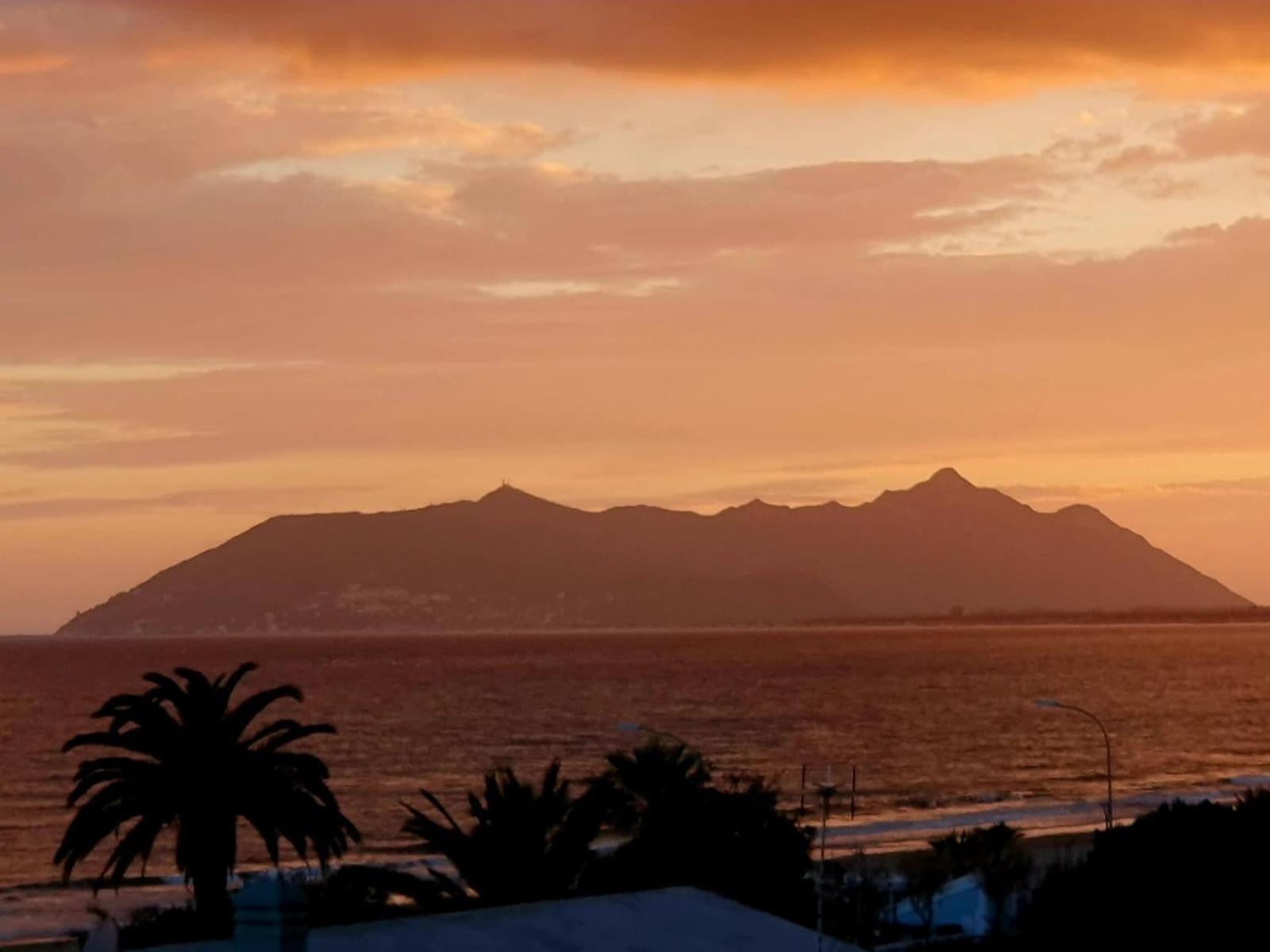 Casa Di Circe Vista Mare - Centralissima, Ad Un Passo Da Tutto Terracina Esterno foto